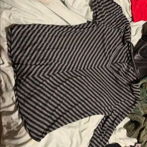 Long sleeved fitted v-neck